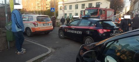 morto a nizza di sicilia|Tragedia in piazza 92enne travolto e ucciso da un furgone。